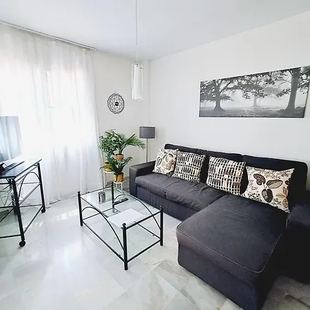 Stylish Just Steps From The * Benalmadena